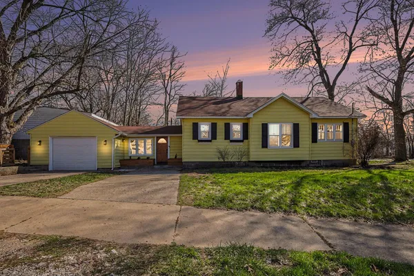 $249,900 | 1904 Nelson Avenue Southeast, Grand Rapids, MI 49507