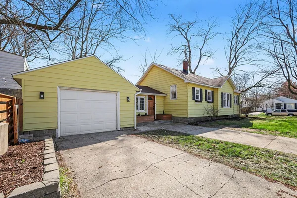 $249,900 | 1904 Nelson Avenue Southeast, Grand Rapids, MI 49507