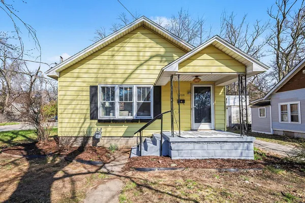 $249,900 | 1904 Nelson Avenue Southeast, Grand Rapids, MI 49507
