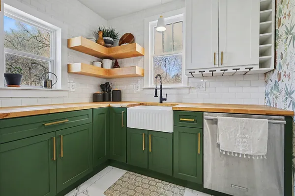 $249,900 | 1904 Nelson Avenue Southeast, Grand Rapids, MI 49507