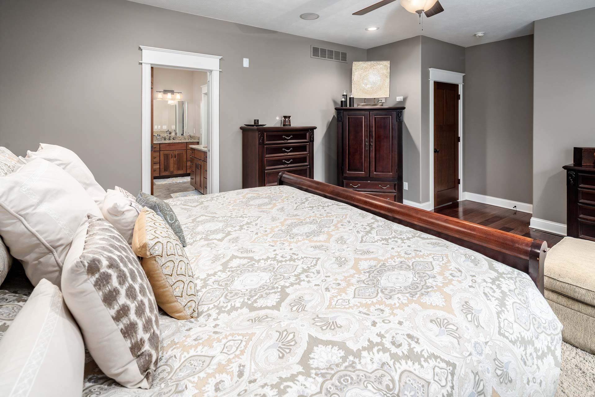 52098 Beech Road Granger, IN 46530 - Photo 18 of 36 Gallery Image 18