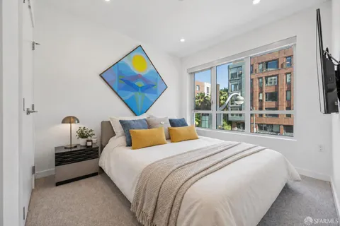 $1,098,000 | 110 Channel Street, Unit 327, San Francisco, CA 94158