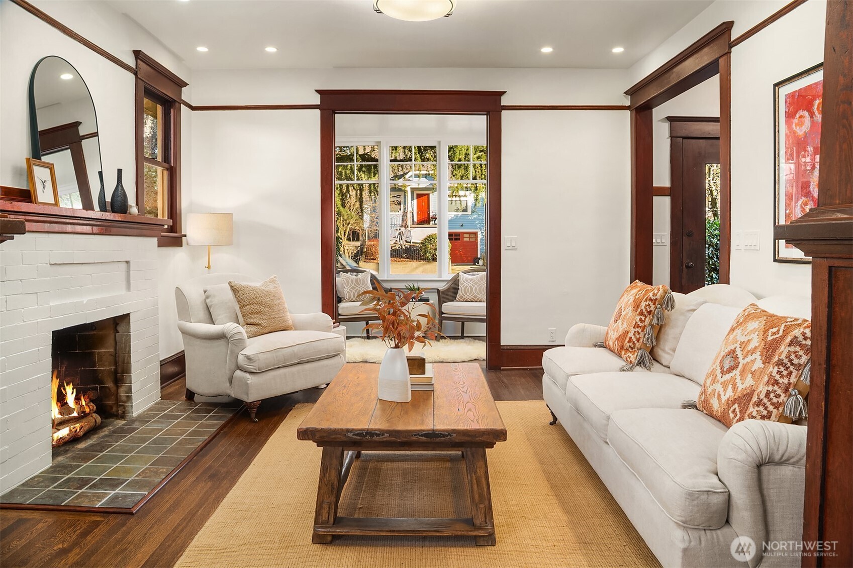 5027 8th Avenue Northeast Seattle, WA 98105 - Photo 5 of 33