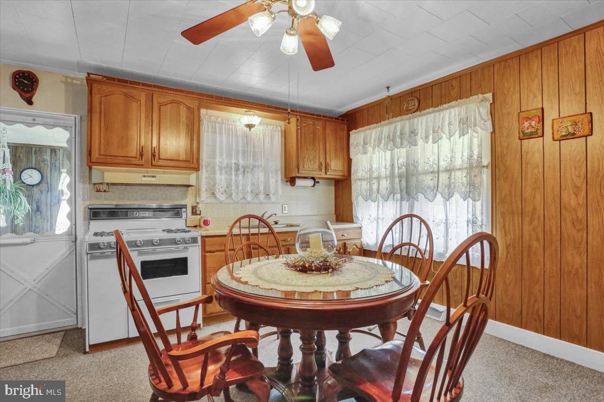 975 Upland Avenue Reading, PA 19607 - Photo 8 of 32 Gallery Image 8
