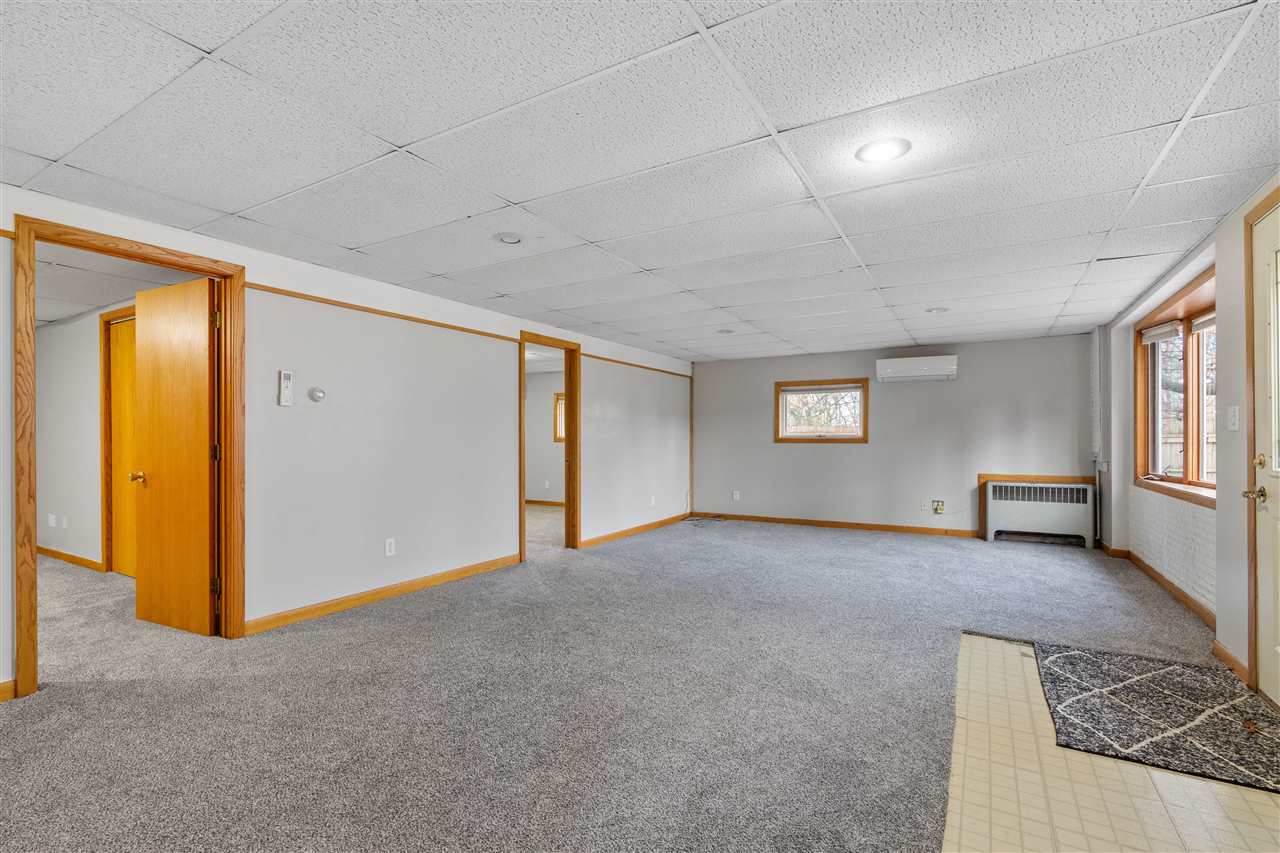 1969 Elm Ridge Road Northeast North Liberty, IA 52317 - Photo 26 of 39 Gallery Image 26