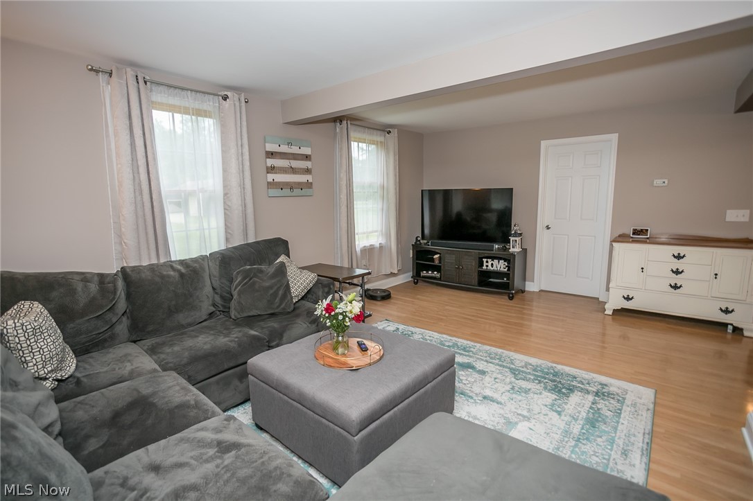 1125 Schocalog Road Akron, OH 44320 - Photo 4 of 35 Gallery Image 4