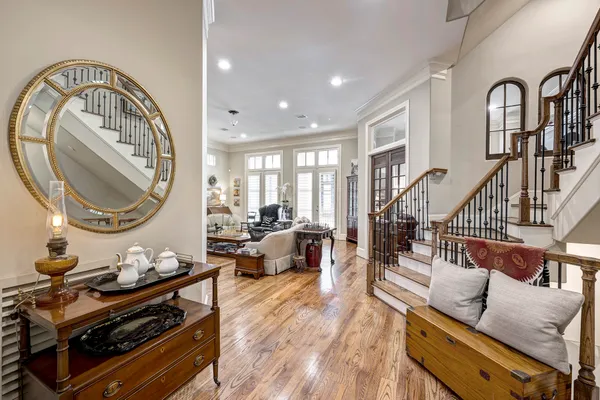 $995,000 | 2140 Kipling Street, Houston, TX 77098