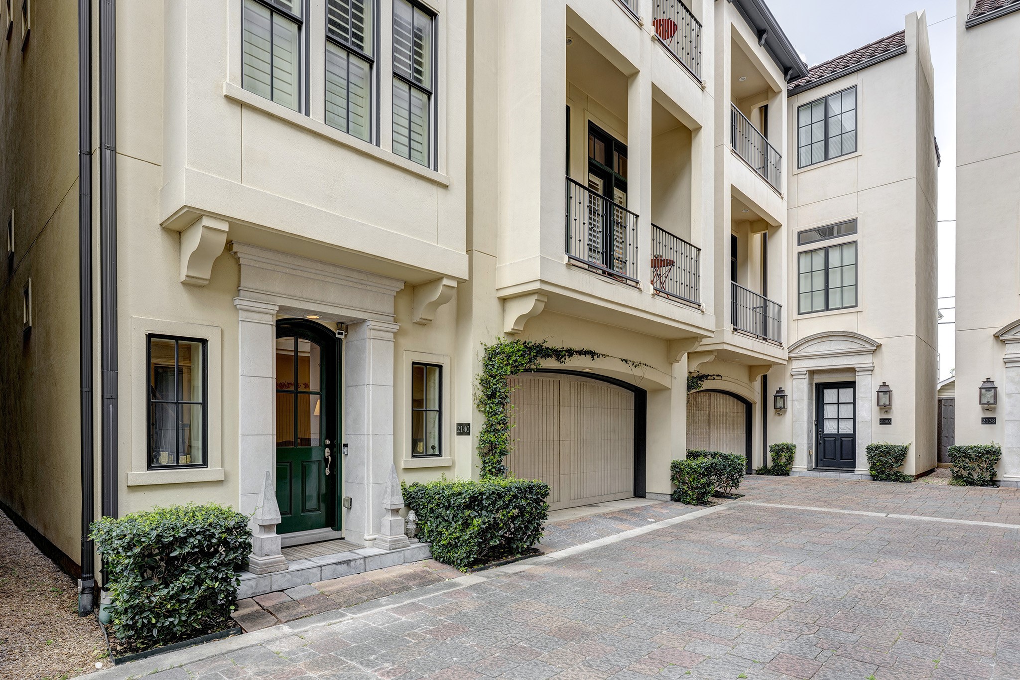 2140 Kipling Street Houston, TX 77098 - Photo 2 of 37