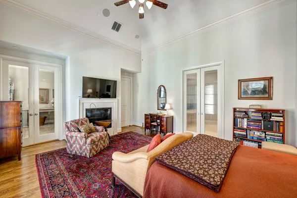 $995,000 | 2140 Kipling Street, Houston, TX 77098