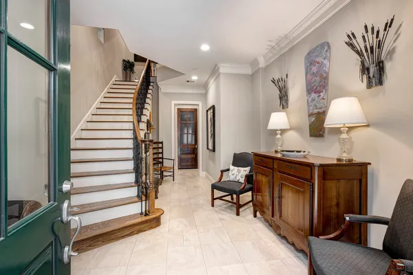 $995,000 | 2140 Kipling Street, Houston, TX 77098