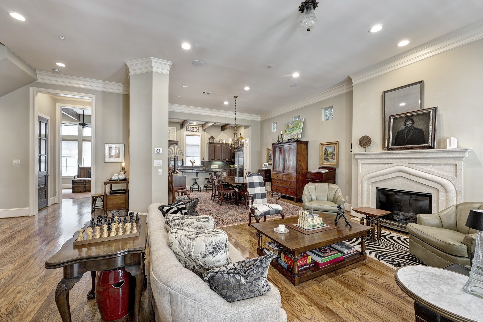 2140 Kipling Street Houston, TX 77098 - Photo 10 of 37