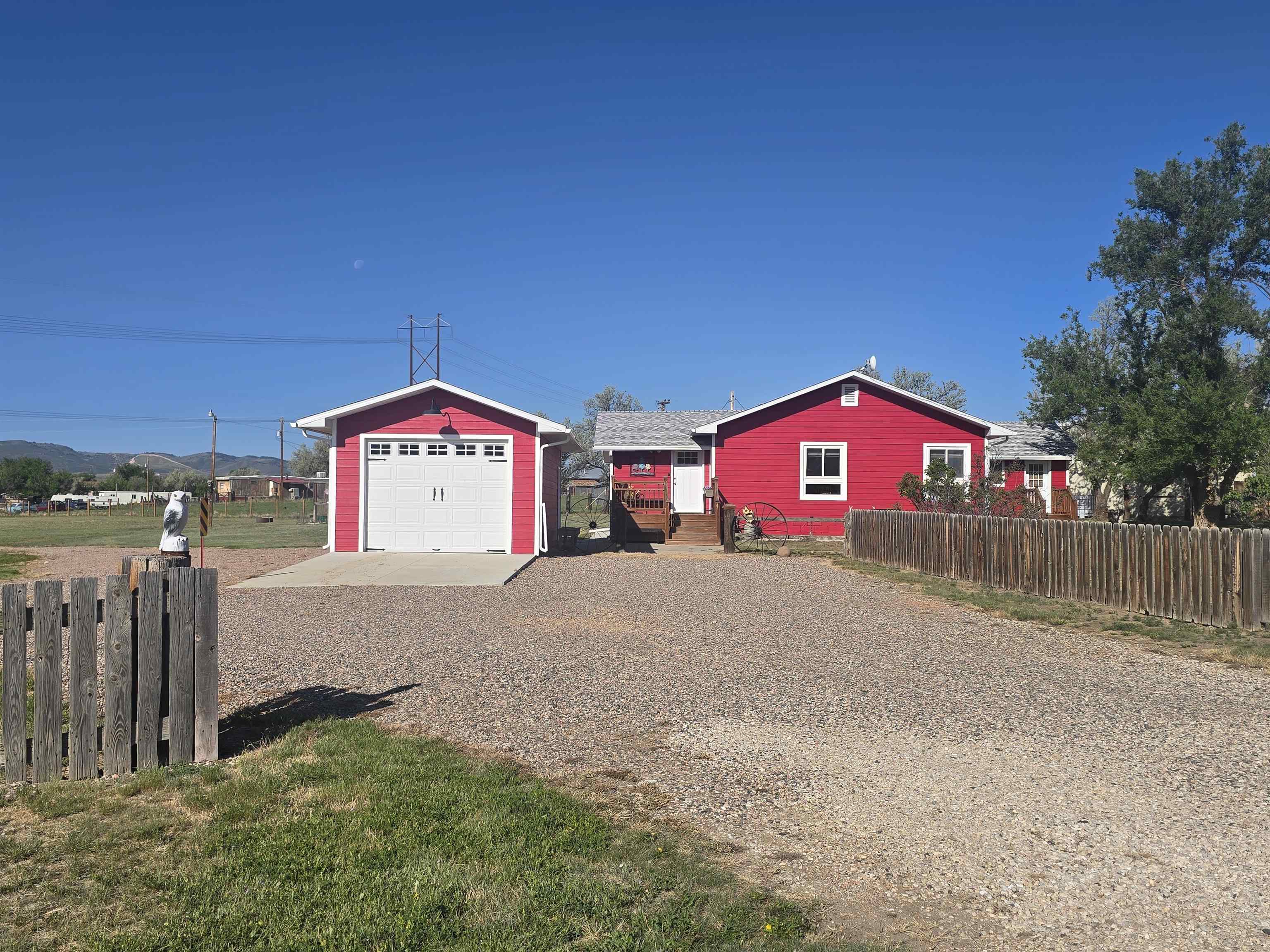 7 Miller Road Glenrock, WY 82637 - Photo 3 of 50
