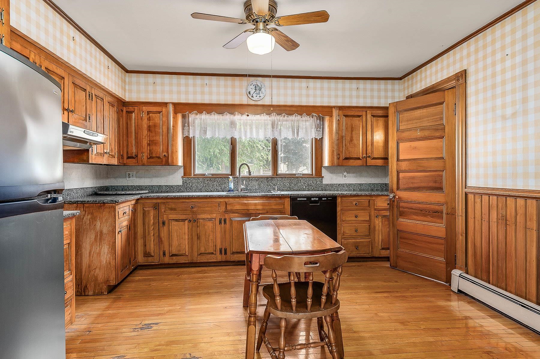 98-100 Whipple Road, Unit 98 AND 100 Kittery, ME 03904 - Photo 9 of 59