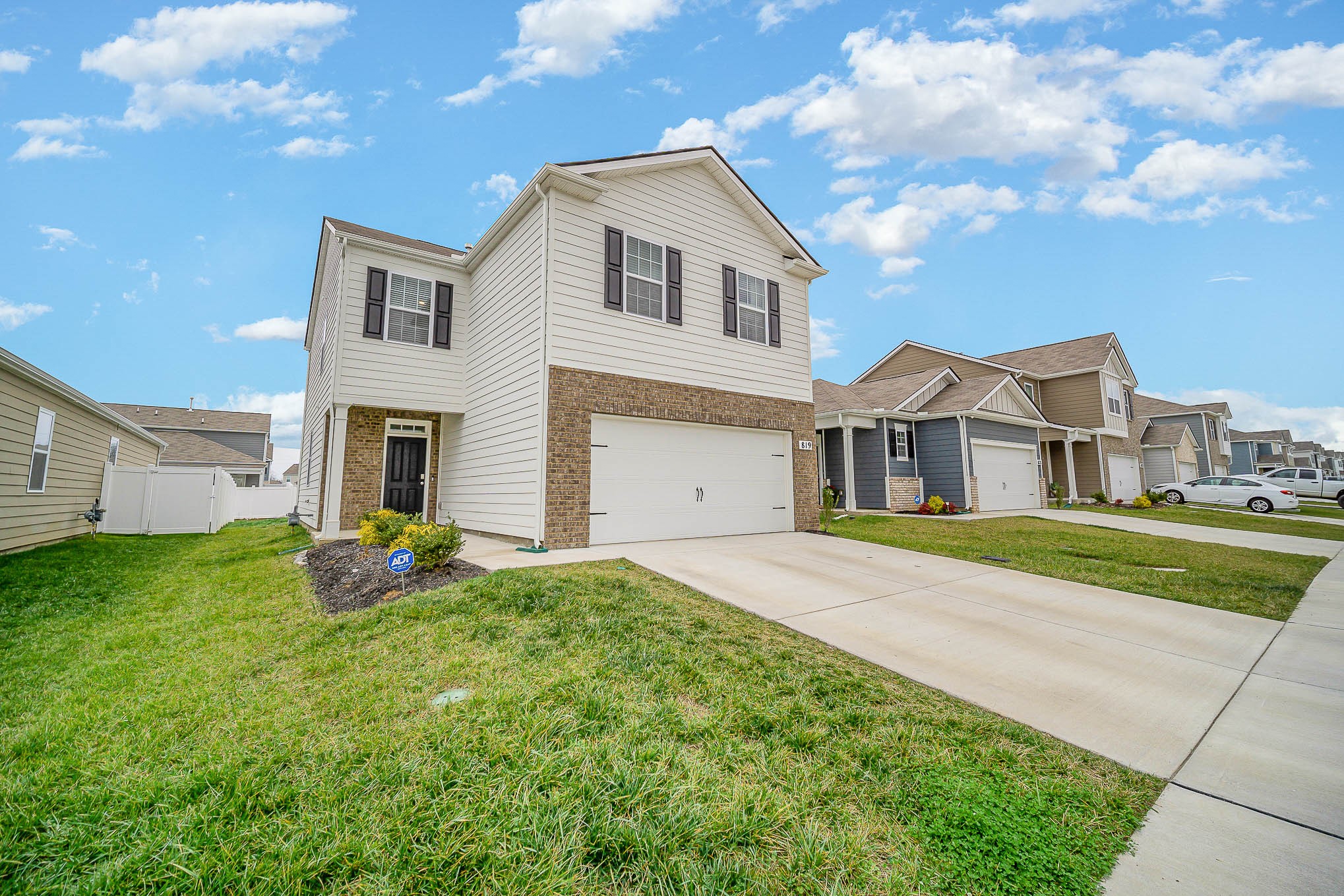 819 Long Leaf Road Lebanon, TN 37087 - Photo 2 of 21 Gallery Image 2