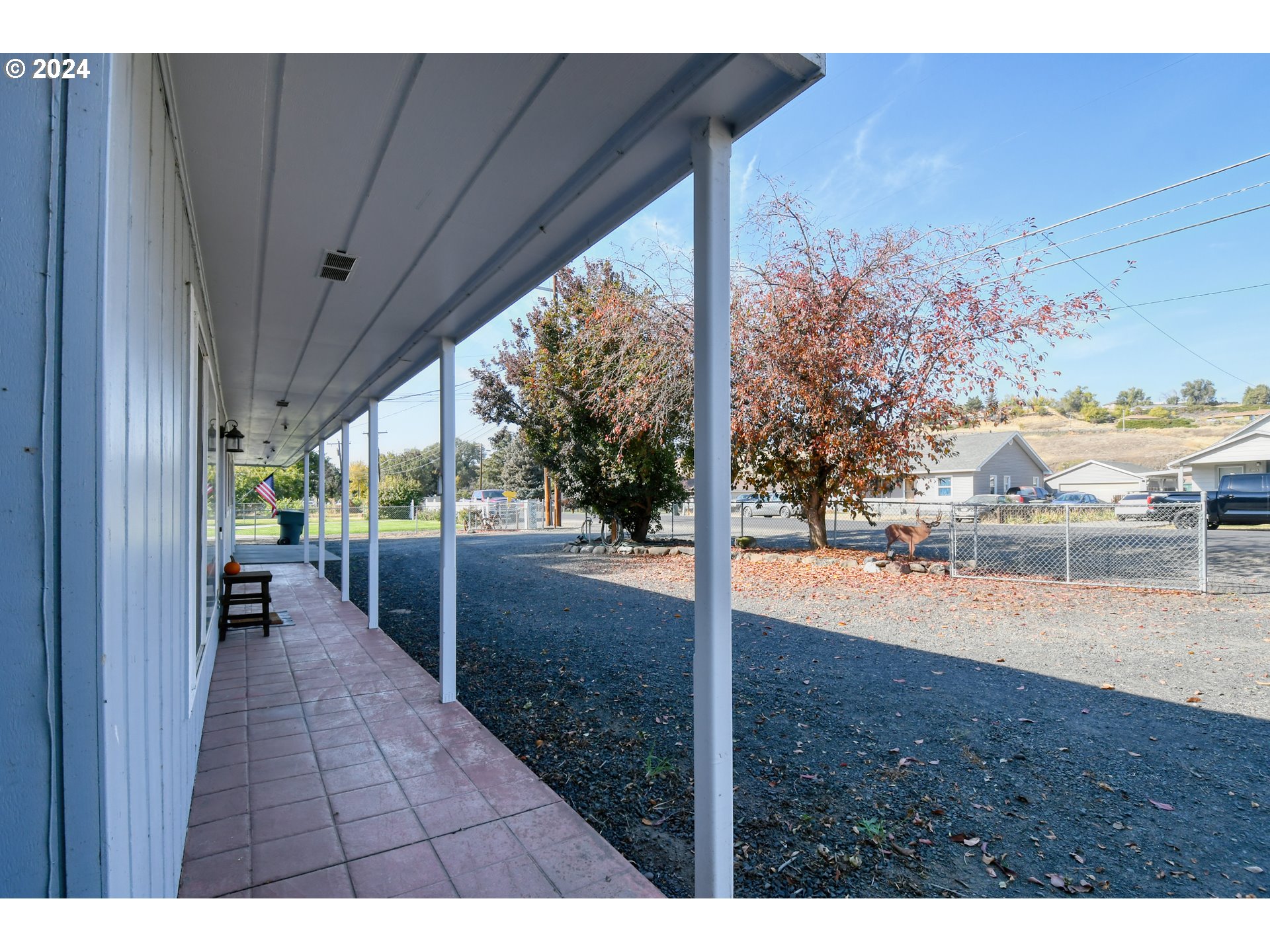 3010 Northeast Riverside Avenue Pendleton, OR 97801 - Photo 5 of 47 a view of a porch