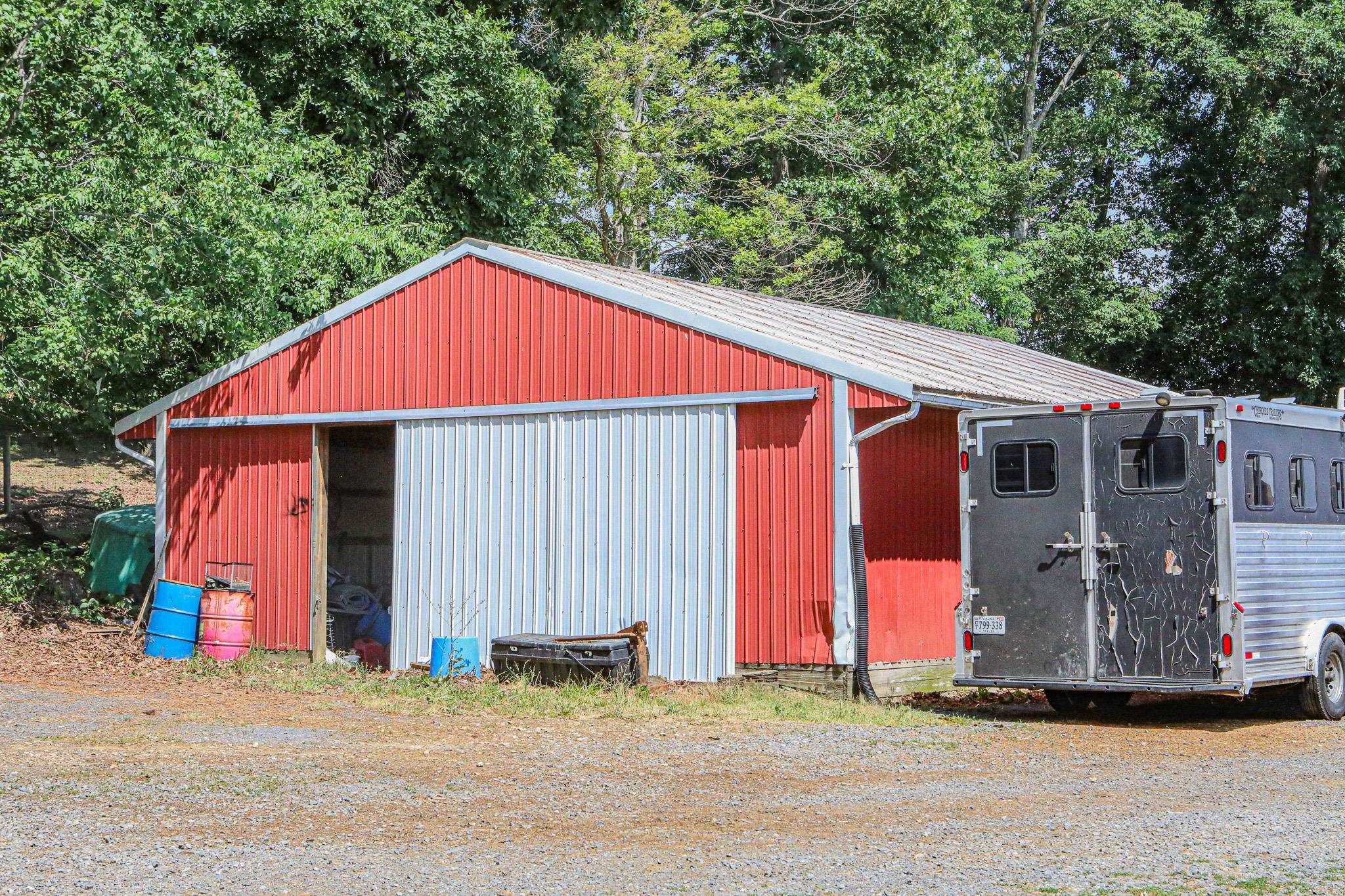 435 Lofton Road Raphine, VA 24472 - Photo 41 of 65 a backyard of a house