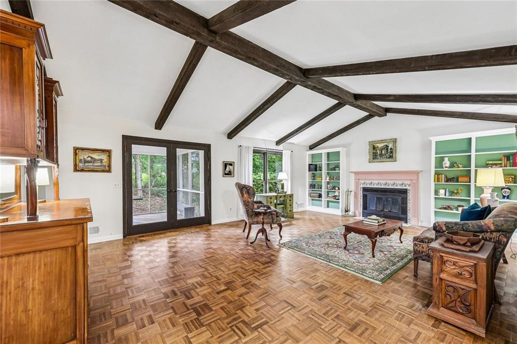 12160 Arnold Mill Road Roswell, GA 30075 - Photo 10 of 37