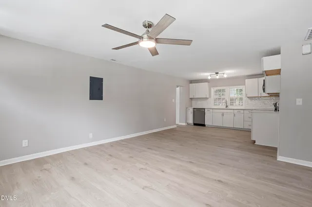 $208,900 | 604 East Townsend Street, Dunn, NC 28334