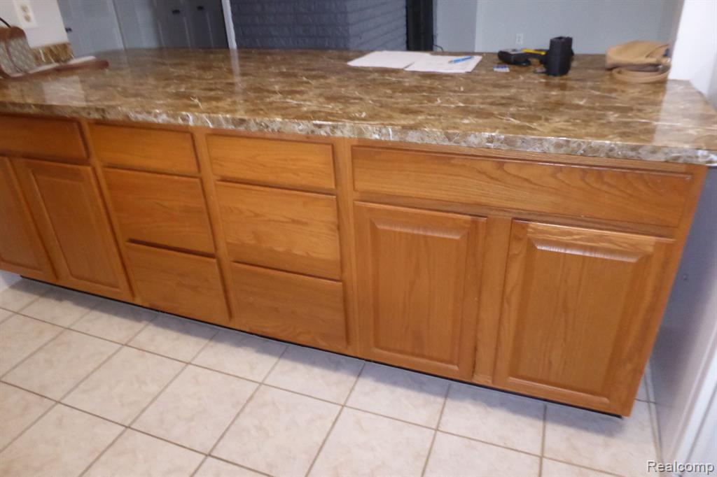 2365 Walton Boulevard Rochester, MI 48309 - Photo 13 of 40
