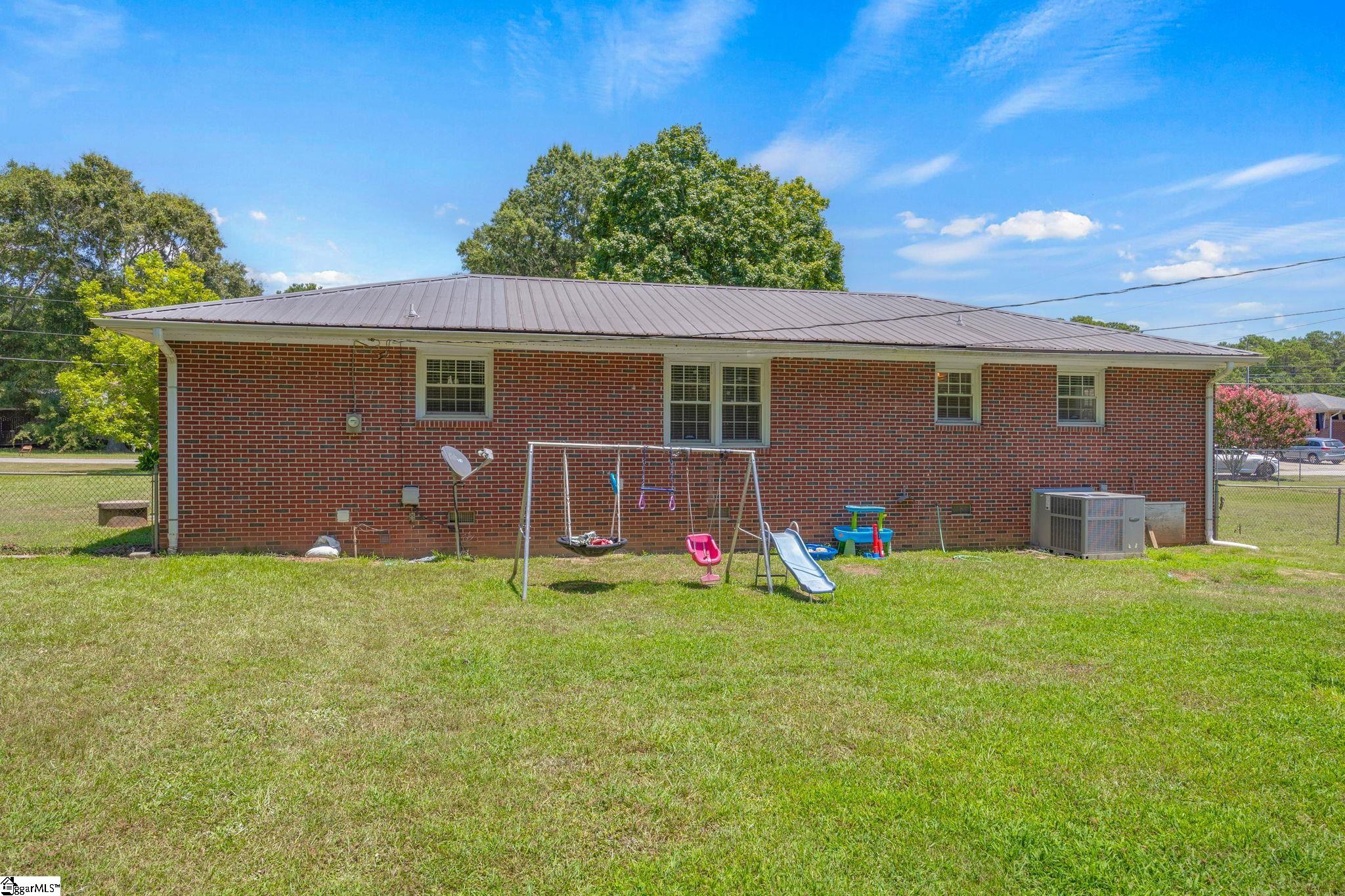 516 Wesley Court Starr, SC 29684 - Photo 27 of 36