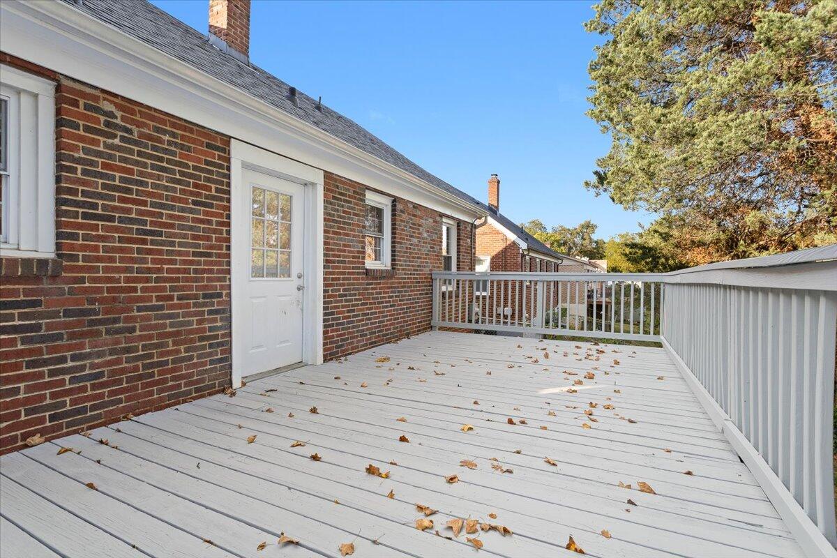 2617 Radford Road Northeast Roanoke, VA 24012 - Photo 9 of 25 a view of backyard of house