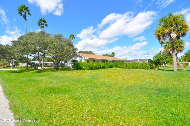 $3,500 | 501 North Palm Avenue, Indialantic, FL 32903