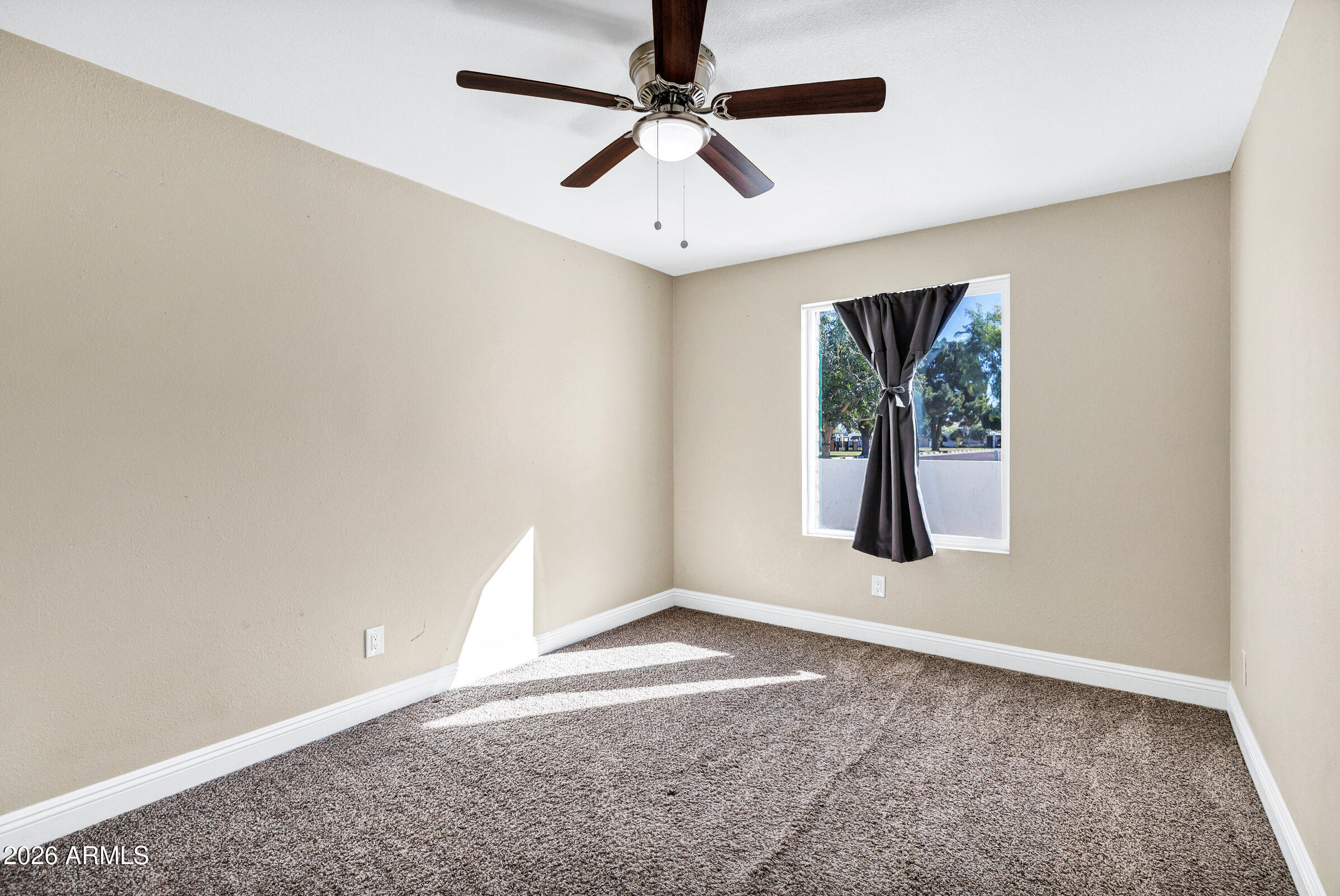 6816 North 29th Lane Phoenix, AZ 85017 - Photo 17 of 28 Bedroom 3