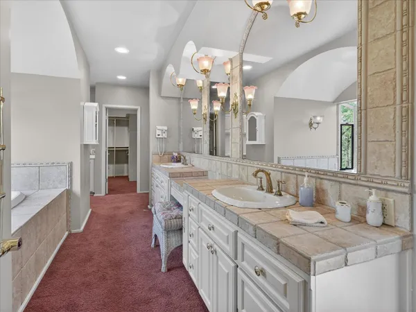 $1,200,000 | 37733 Black Ranch Road, Oakhurst, CA 93644
