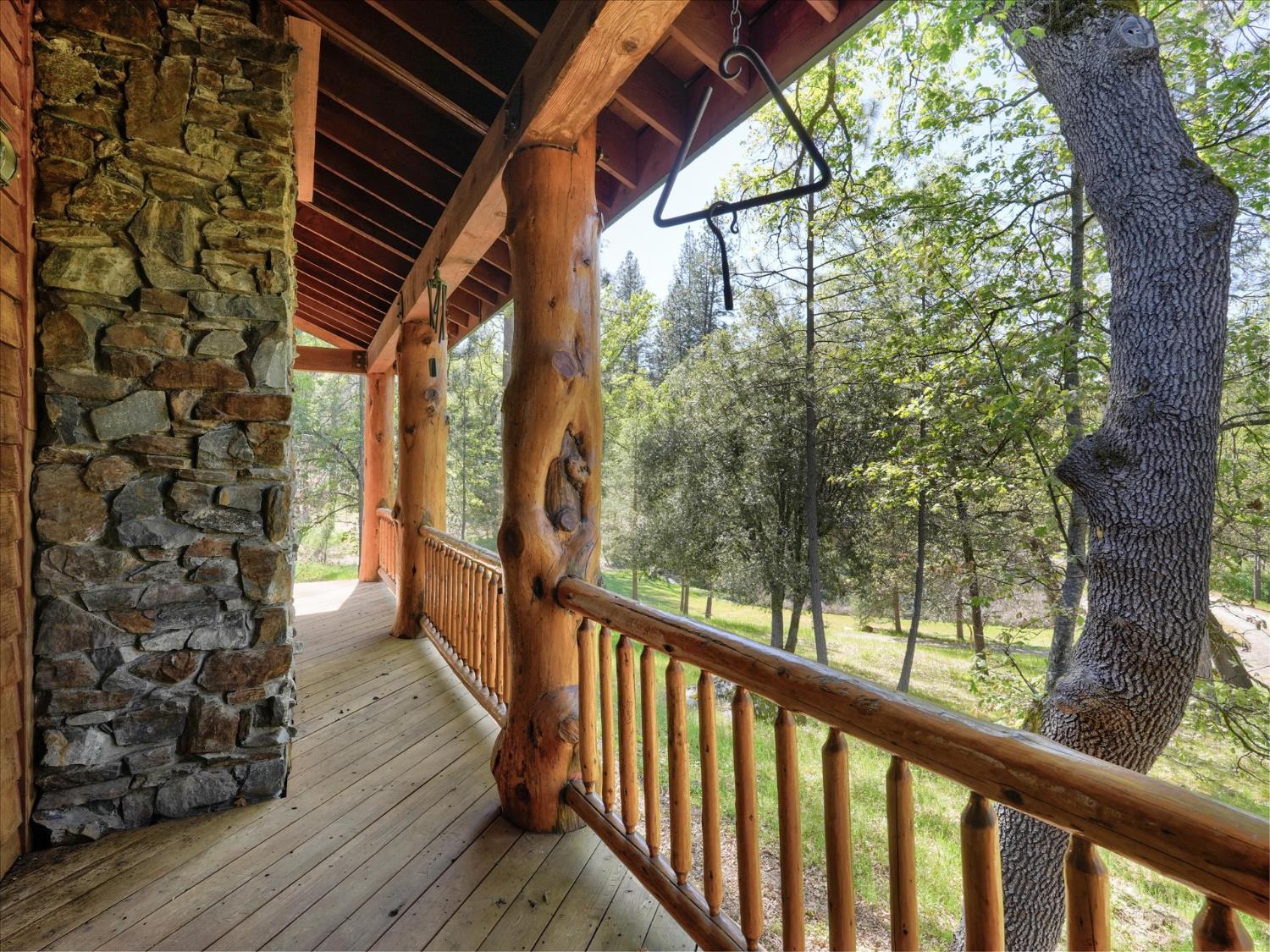 37733 Black Ranch Road Oakhurst, CA 93644 - Photo 41 of 98