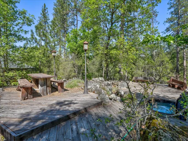 $1,200,000 | 37733 Black Ranch Road, Oakhurst, CA 93644