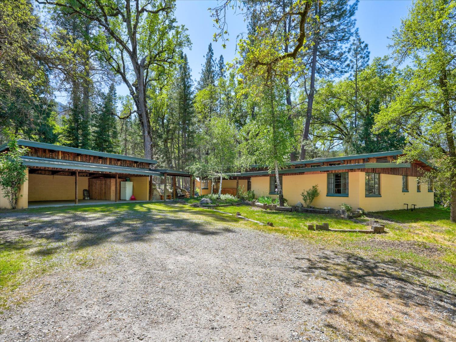 37733 Black Ranch Road Oakhurst, CA 93644 - Photo 52 of 98