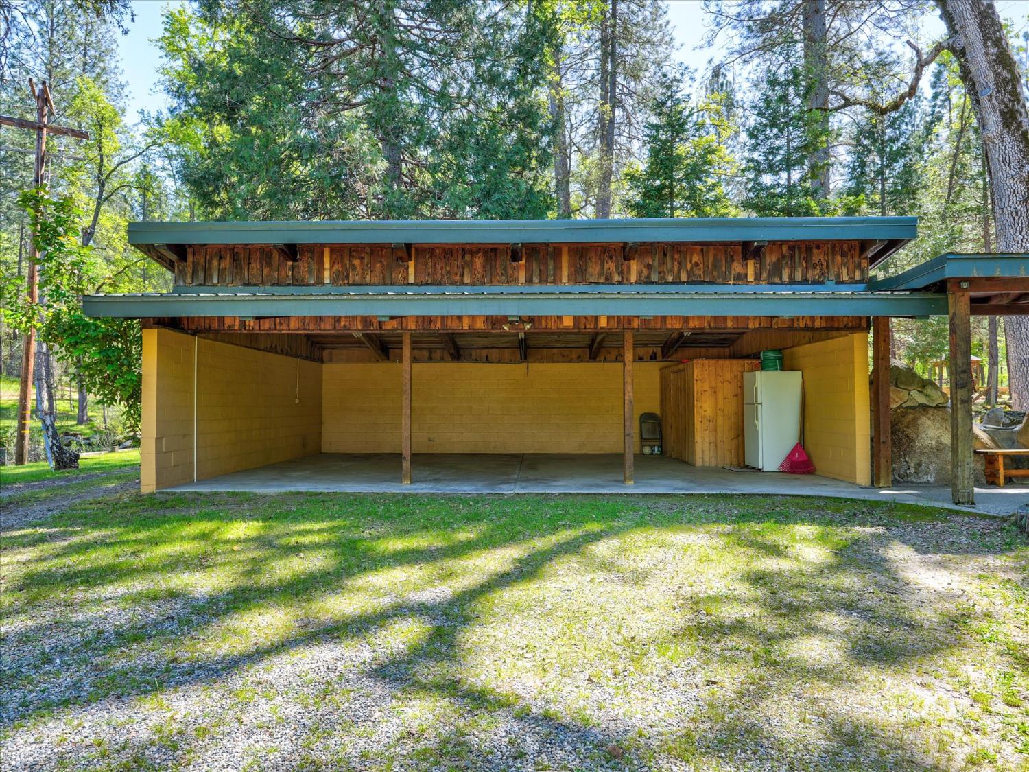 37733 Black Ranch Road Oakhurst, CA 93644 - Photo 53 of 98