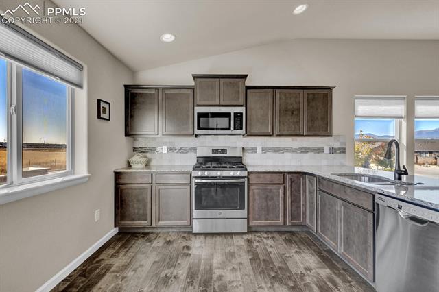 11303 Rill Point Colorado Springs, CO 80921 - Photo 14 of 40