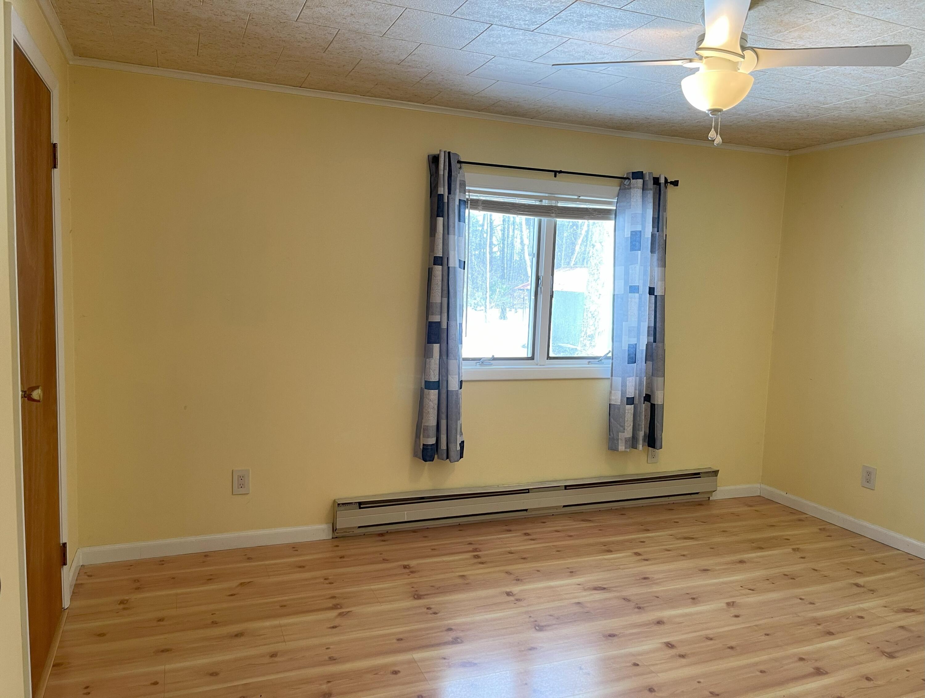 12 Hendrix Road Morrisonville, NY 12962 - Photo 16 of 27 Gallery Image 16
