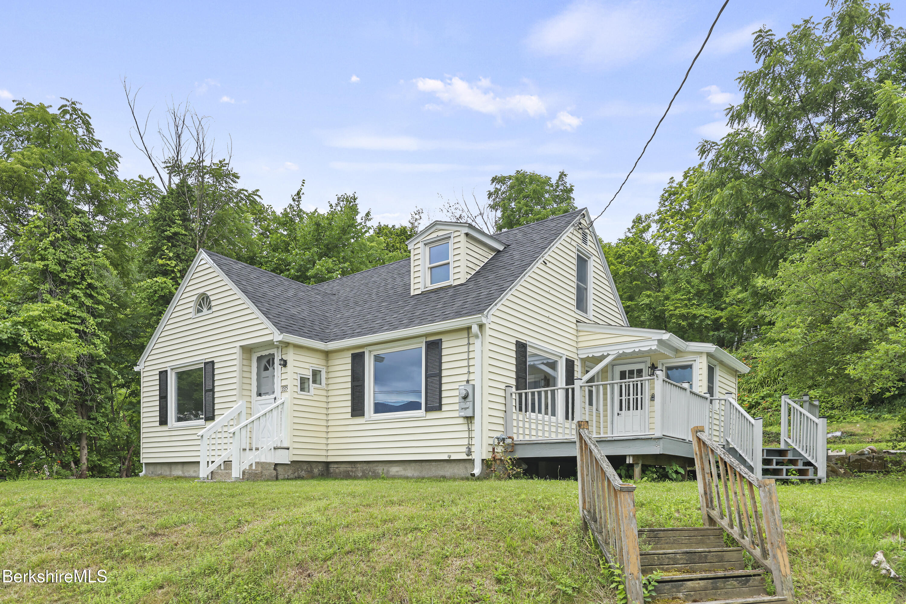 335 State Street North Adams, MA 01247 - Photo 5 of 45 Exterior Front