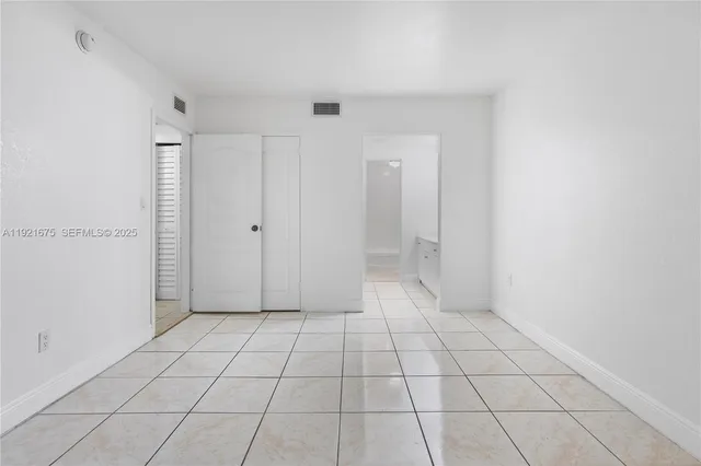 $2,350 | 5102 Northwest 79th Avenue, Unit 304, Doral, FL 33166