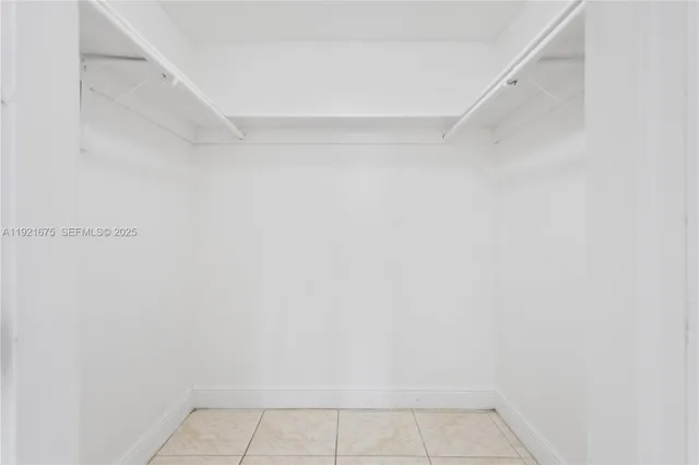 $2,350 | 5102 Northwest 79th Avenue, Unit 304, Doral, FL 33166