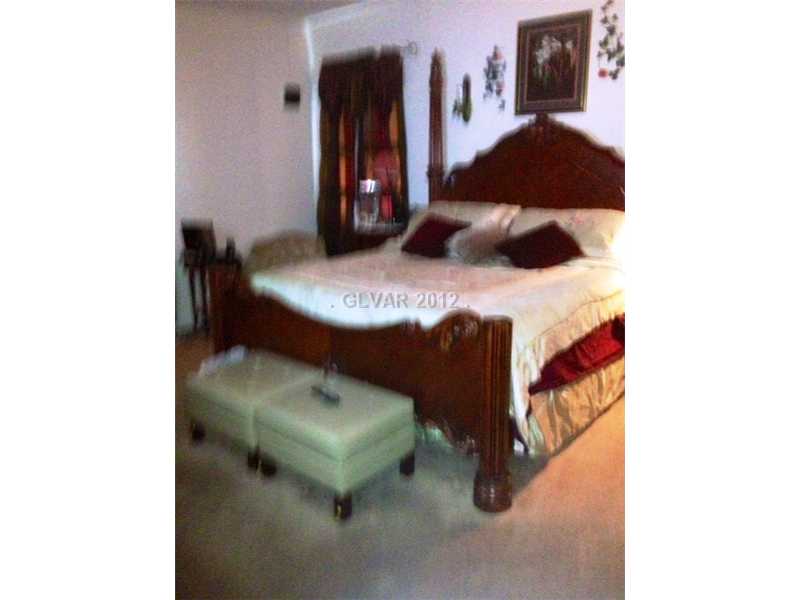 4838 Jade Ridge Street North Las Vegas, NV 89081 - Photo 16 of 27 Master Bedroom.