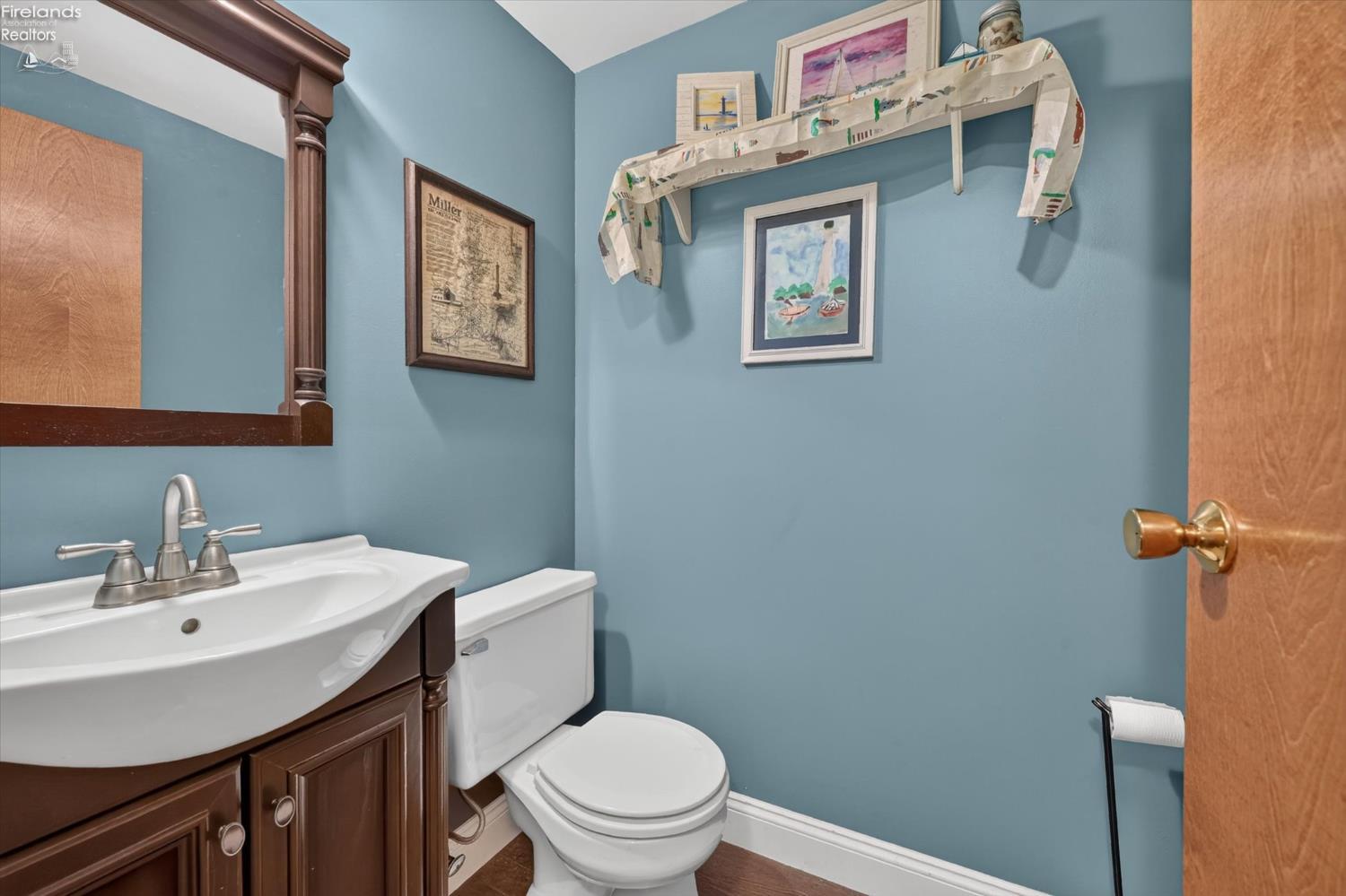 1210 Put-In-Bay Road Put In Bay, OH 43456 - Photo 16 of 33 Gallery Image 16