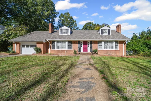 $265,000 | 509 Lee Avenue, Wadesboro, NC 28170