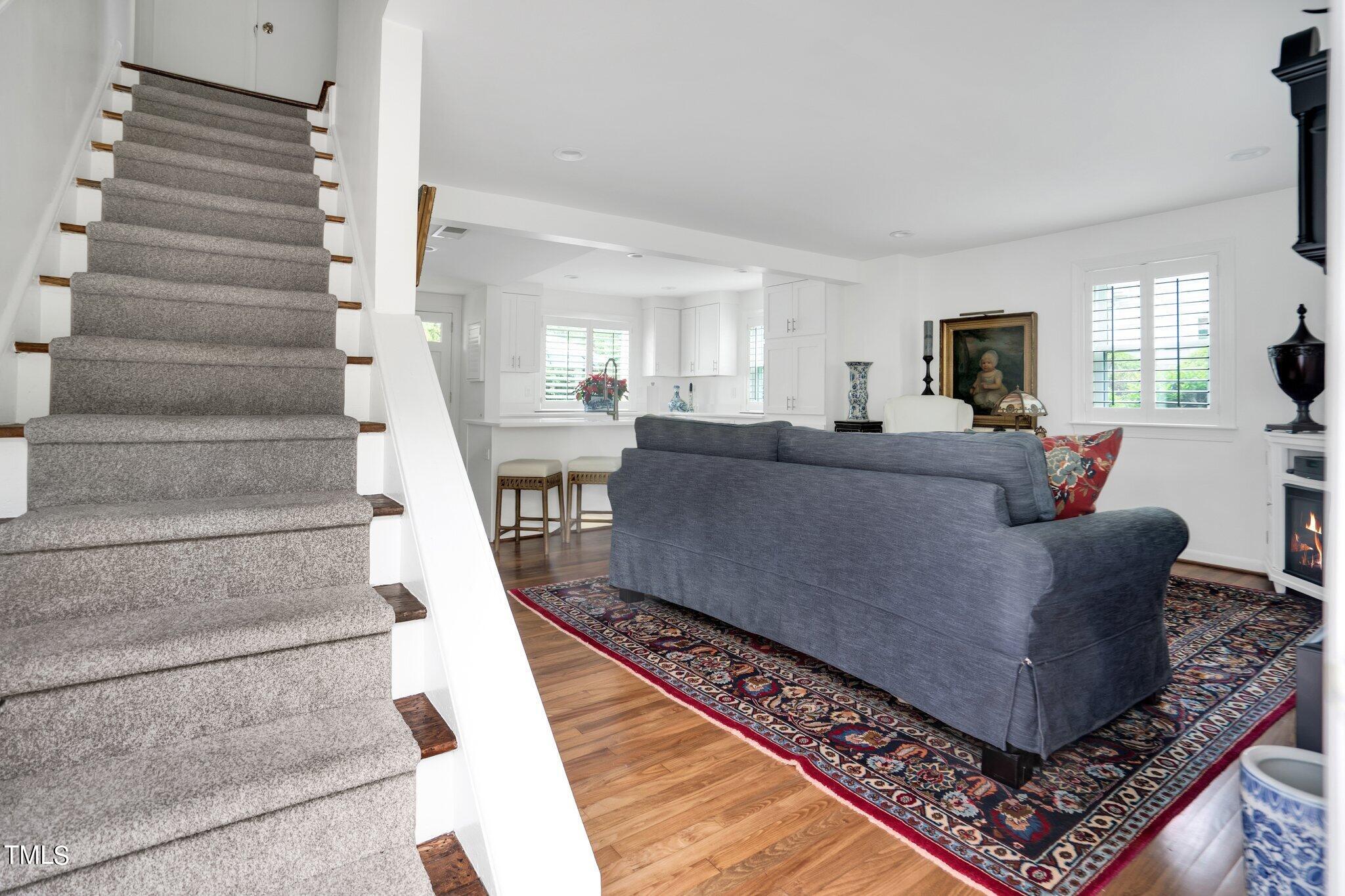 830 Bryan Street, Unit 1 Raleigh, NC 27605 - Photo 7 of 35 7