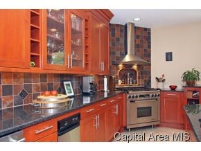 2100 Harrier Road Springfield, IL 62711 - Photo 14 of 23