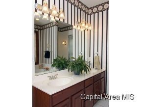 2100 Harrier Road Springfield, IL 62711 - Photo 21 of 23