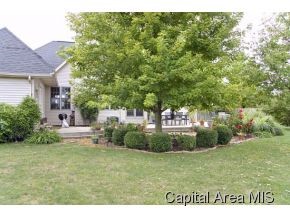 2100 Harrier Road Springfield, IL 62711 - Photo 3 of 23