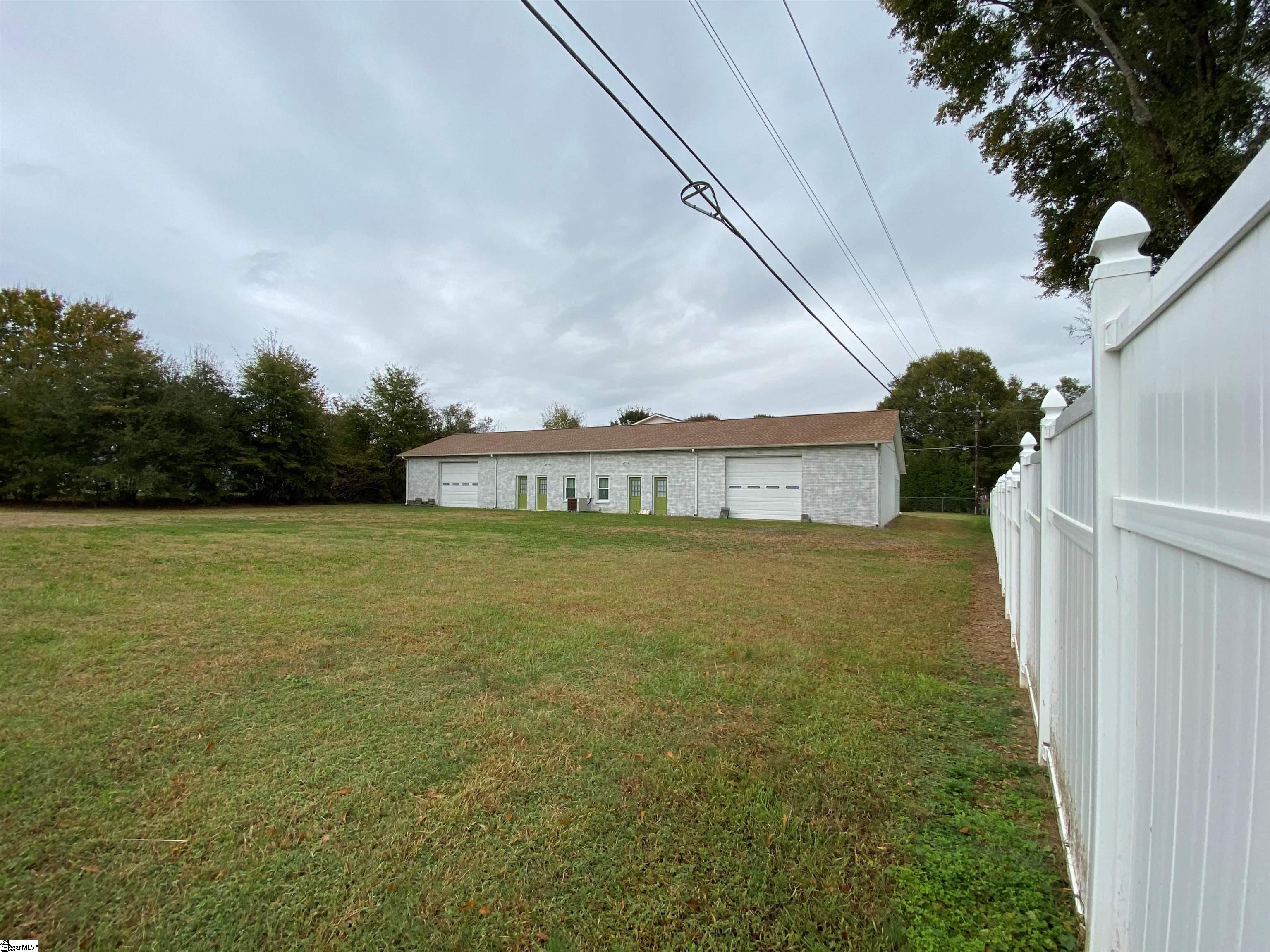 216 Battleground Road Chesnee, SC 29323 - Photo 4 of 33 Gallery Image 4