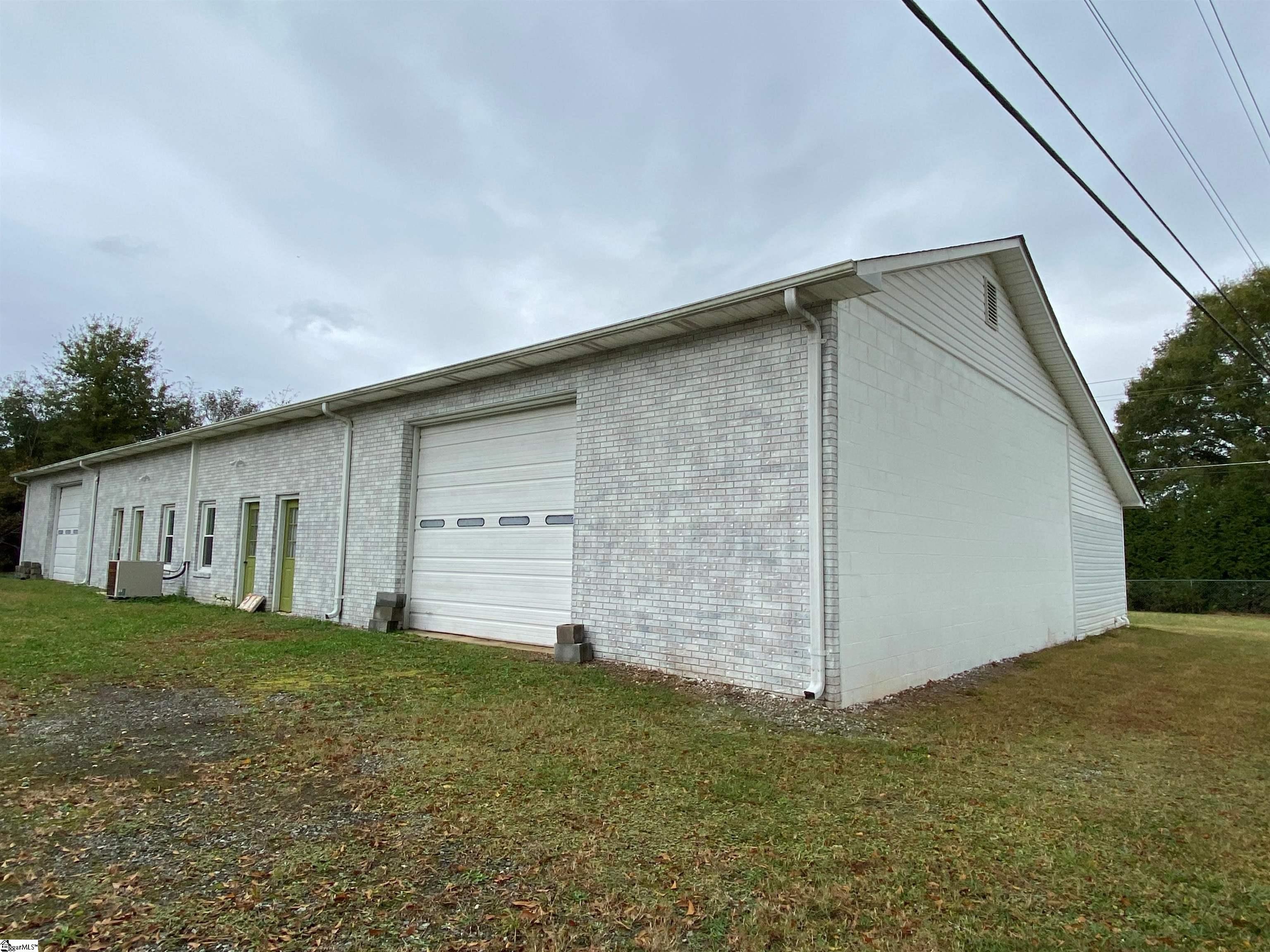 216 Battleground Road Chesnee, SC 29323 - Photo 5 of 33 Gallery Image 5