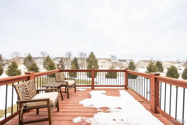 $315,000 | 846 Harbor Woods Drive, Fairview Heights, IL 62208