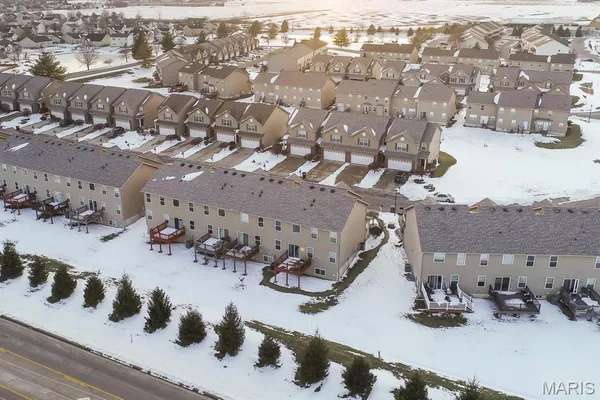 $315,000 | 846 Harbor Woods Drive, Fairview Heights, IL 62208