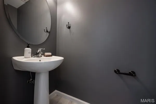 $315,000 | 846 Harbor Woods Drive, Fairview Heights, IL 62208