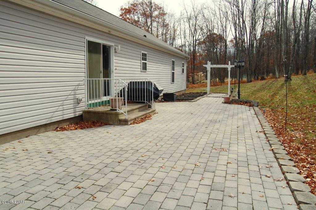 153 Deer Run Road Hawley, PA 18428 - Photo 7 of 44 Gallery Image 7